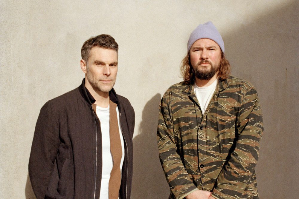 BRIGHT & FINDLAY - BY SIMON GRIGGS (1)