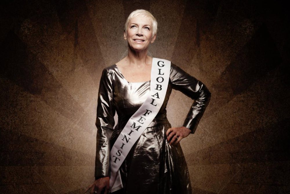 Annie-Lennox-Facebook