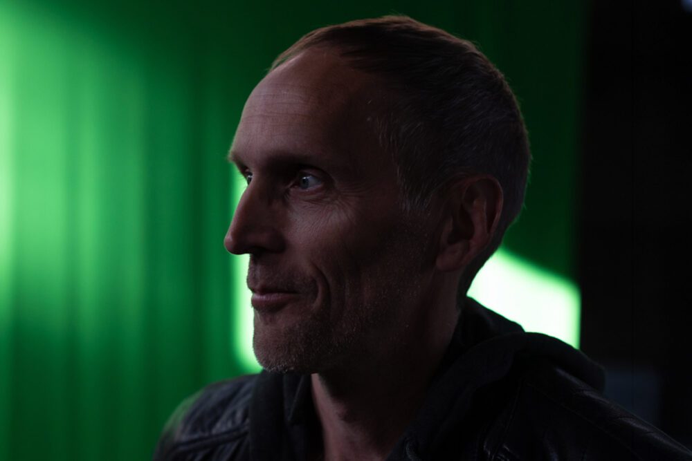 ELECTRIC-RESCUE-by-Sebatien-Thomas